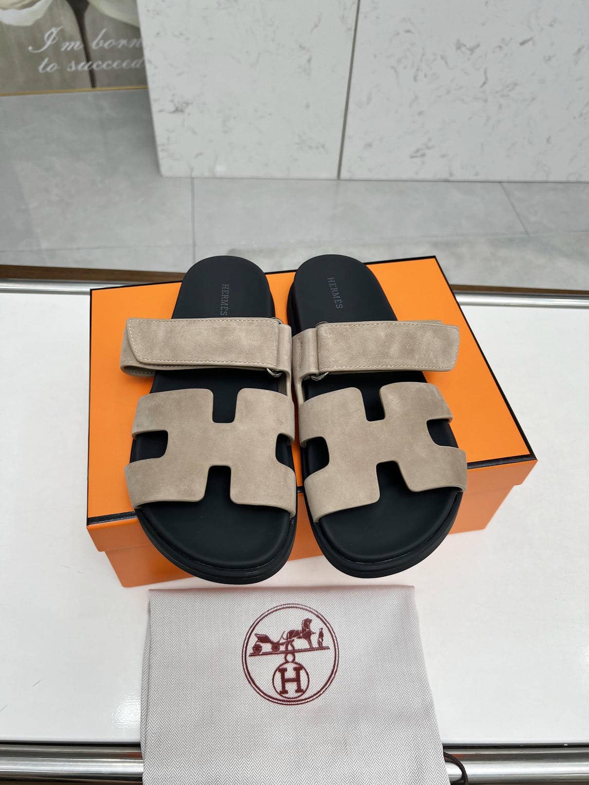 Hermes Slipper 4-106